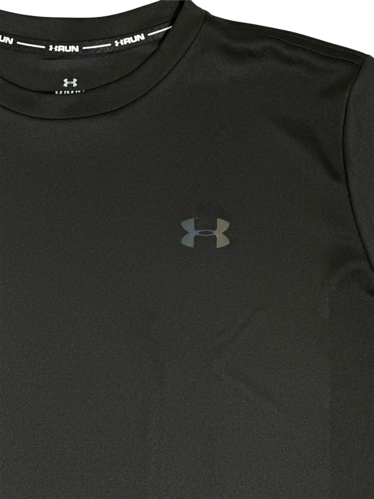 Camiseta UA tornasol