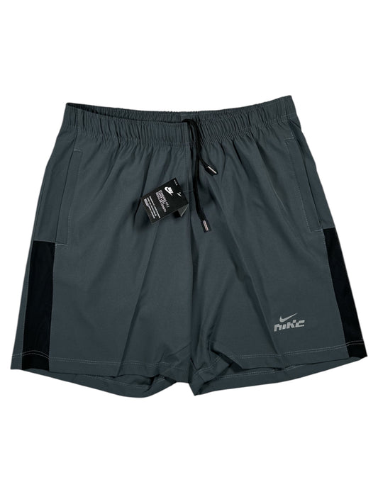 Short Nike