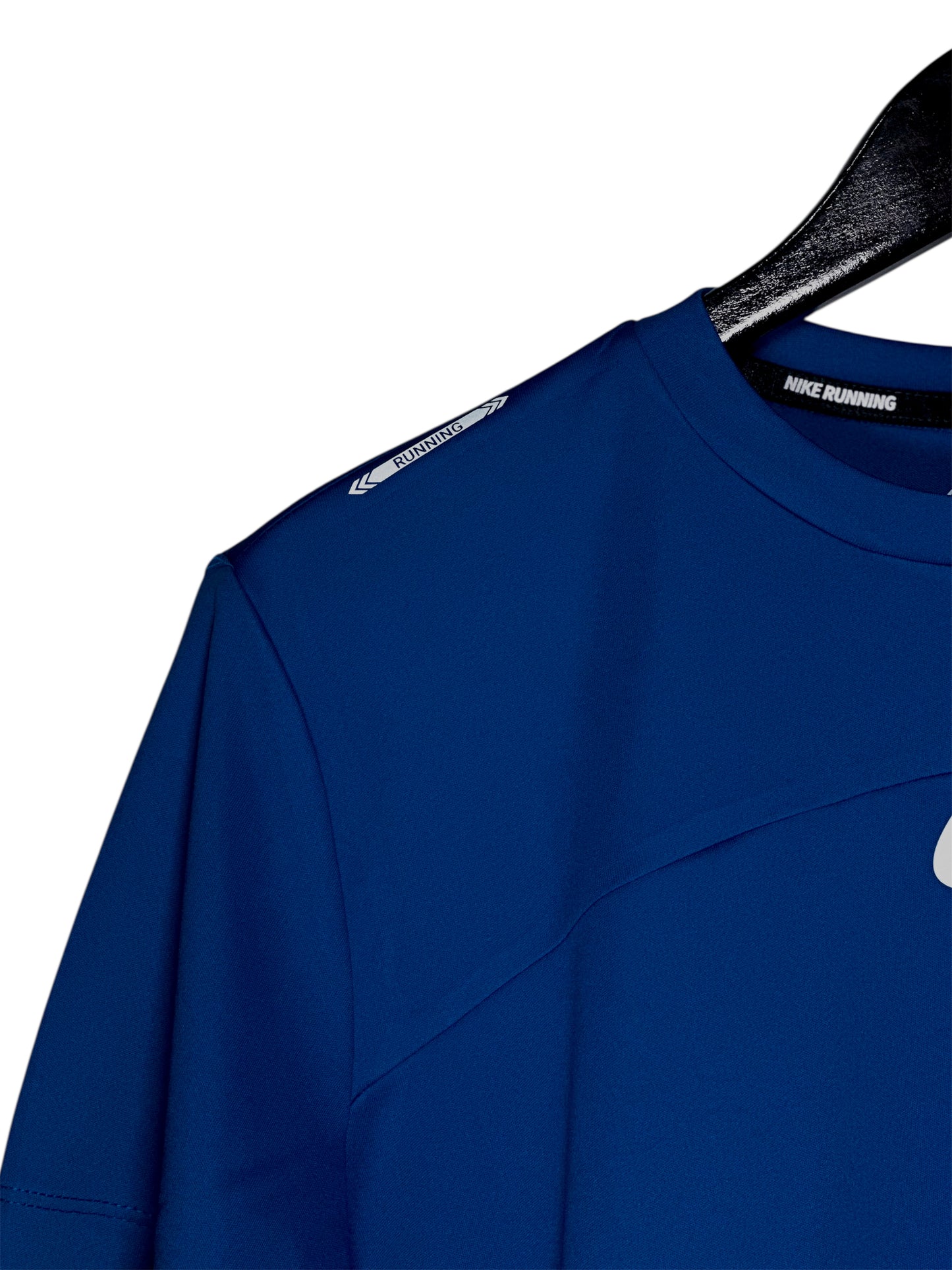 Camiseta Nike con corte