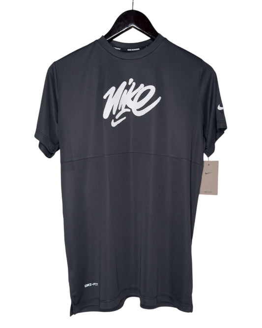 Camiseta Nike con corte